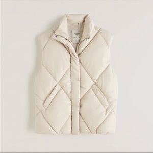 NWT A&F Oversized Vegan Leather Quilted Vest